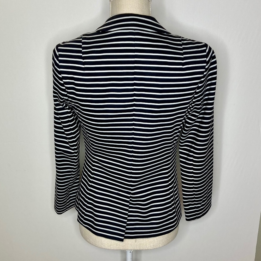 Banana Republic Schoolboy Blazer - Picture 6 of 12